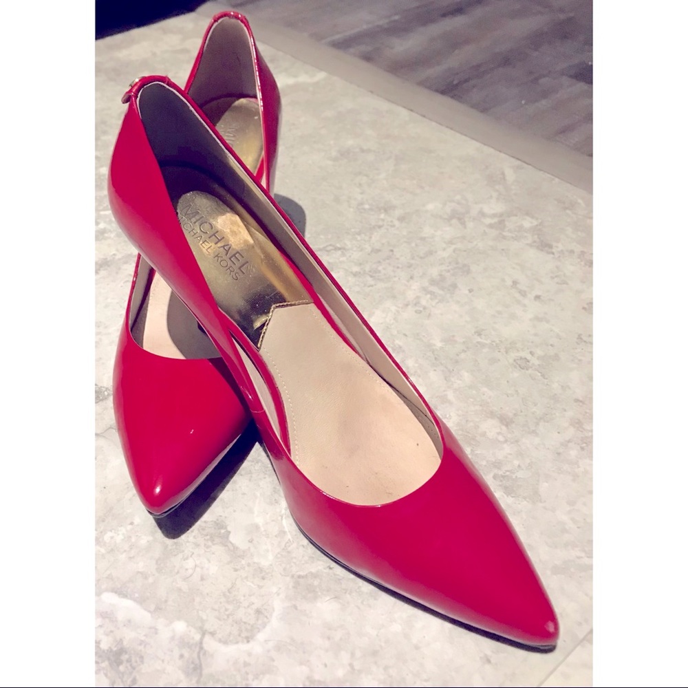 ❌SOLD❌ Fashion Michael Kors Pumps